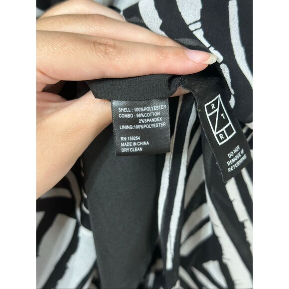 NWOT Toccin Printed Trapeze Racerback Maxi Dress Women's 0 - Picture 5 of 9